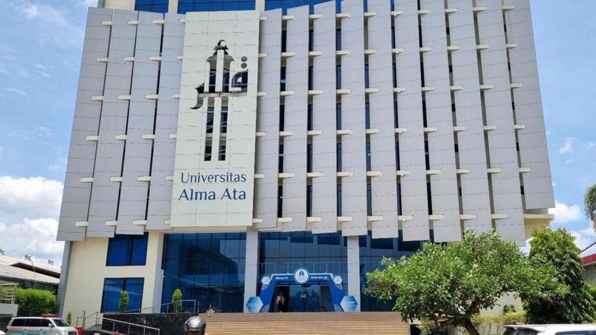 Kampus Universitas Alma Ata